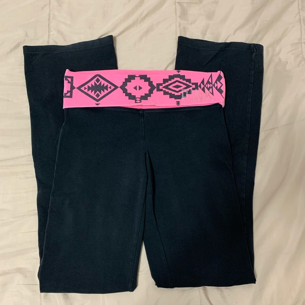 PINK Victoria’s Secret yoga pants